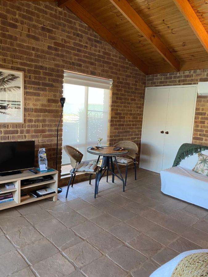 Nautilus Retreat Kalbarri B&B Ngoại thất bức ảnh