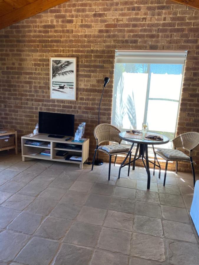 Nautilus Retreat Kalbarri B&B Ngoại thất bức ảnh